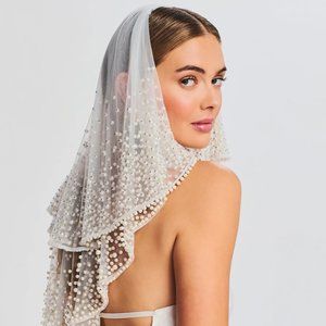 Retrofête Pearl Veil